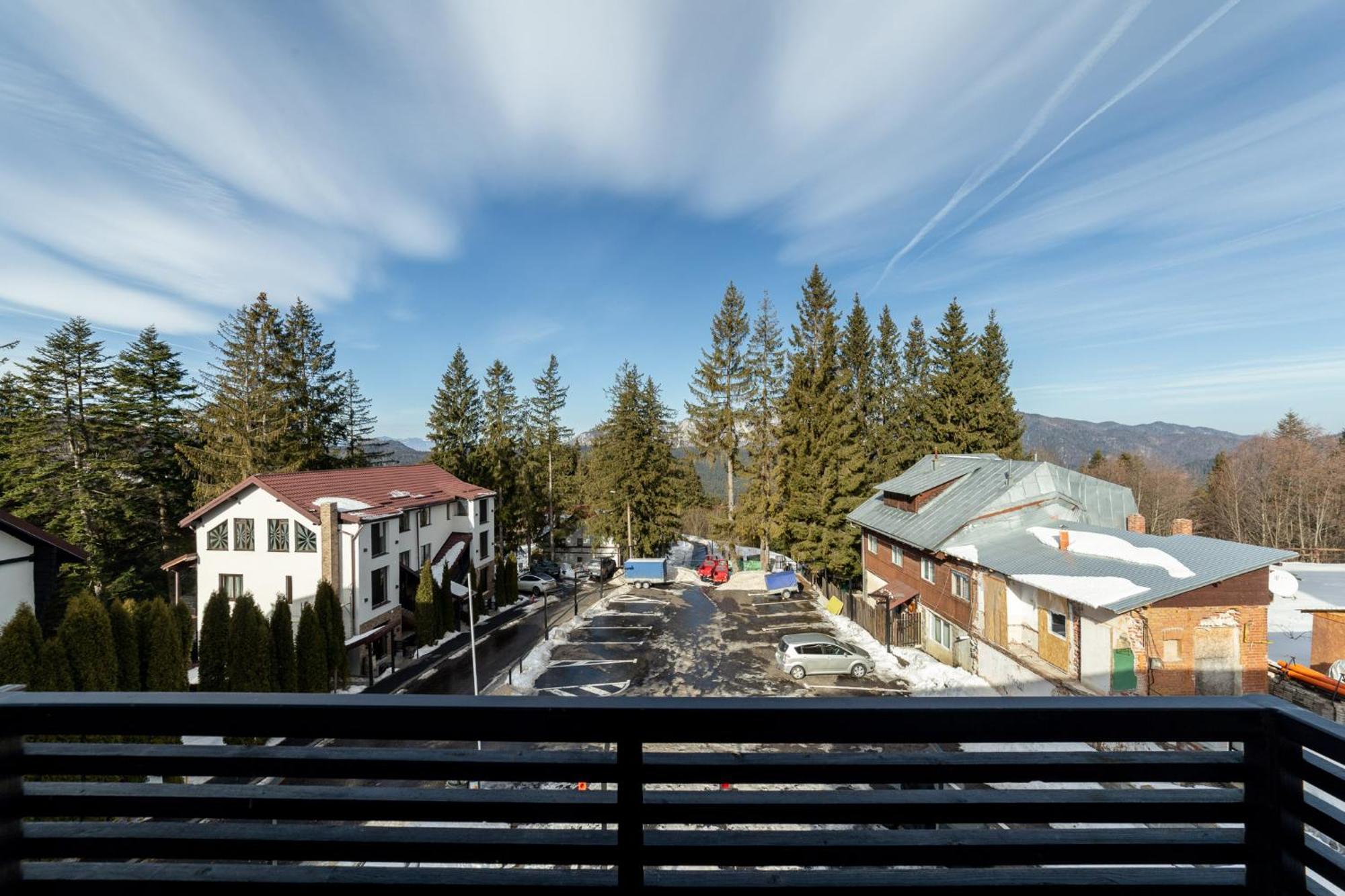 Eden Grand Resort Predeal Exterior photo